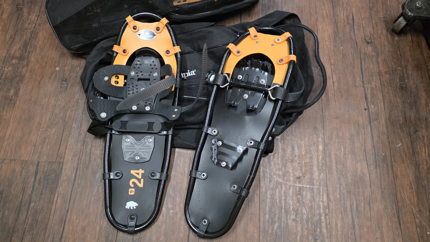 Olympia 24 Inch Snowshoes with Carrying Bag