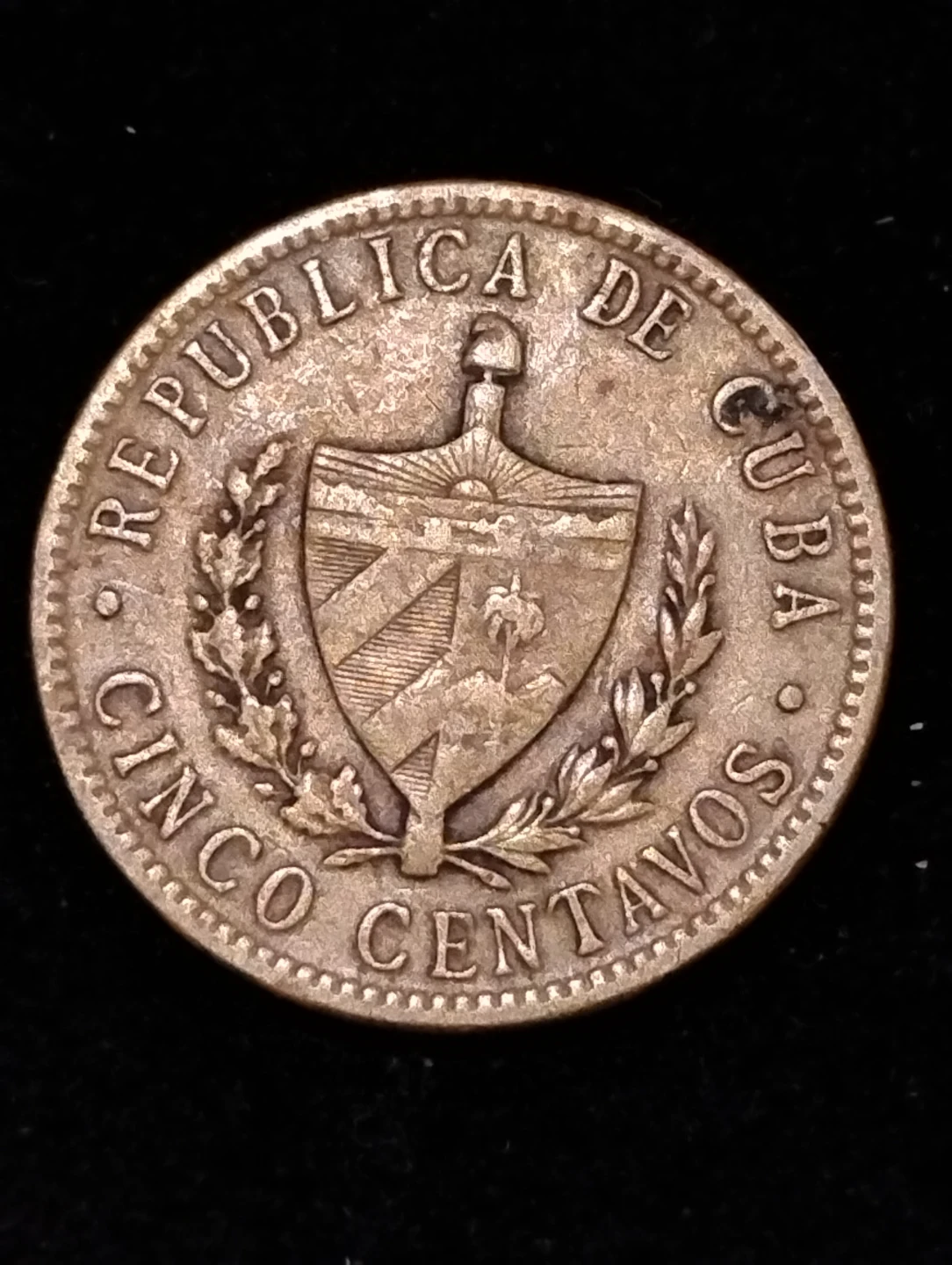 1943 Cuba Cinco Centavos Coin