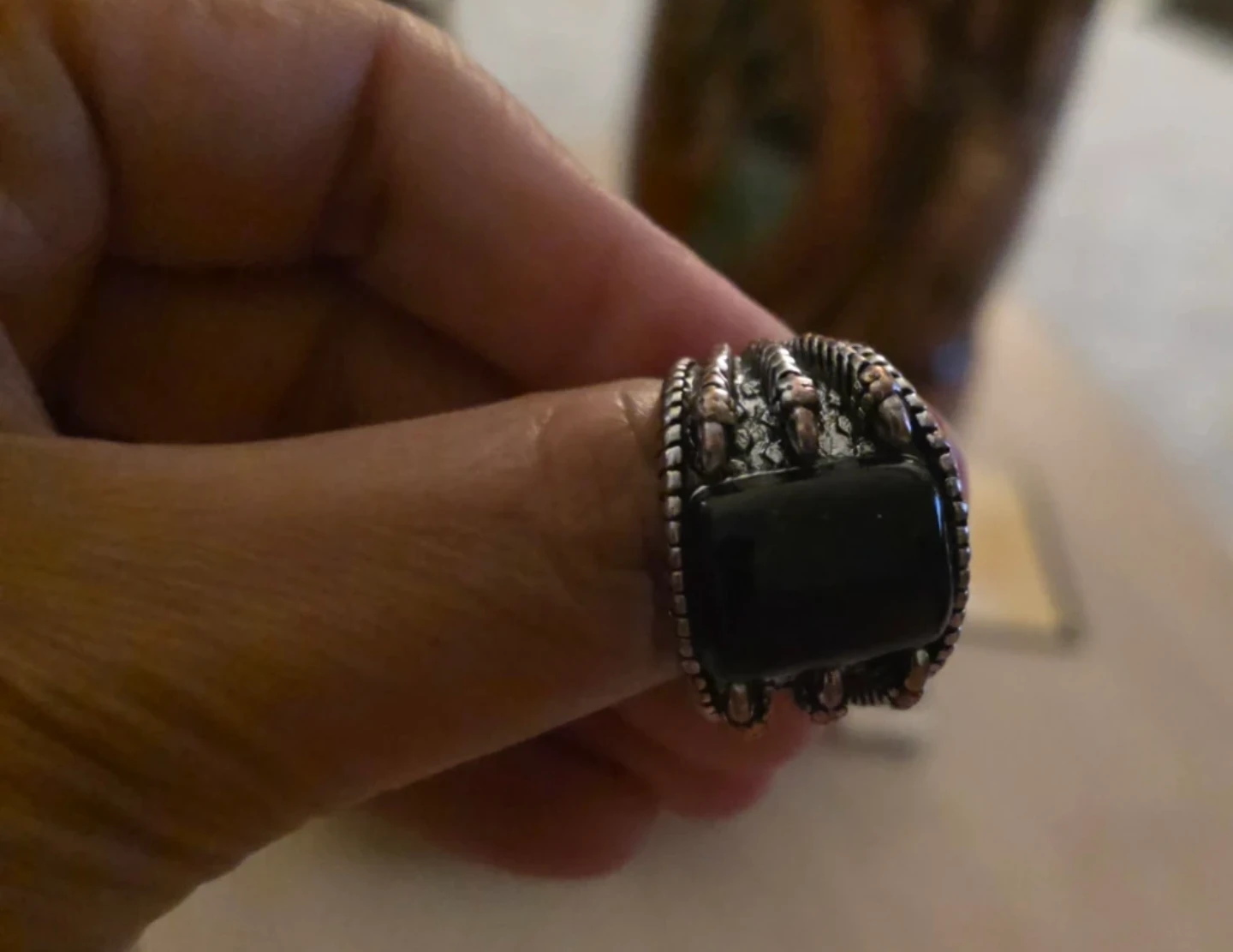 Black Stone Claw Design Ring - photo 4
