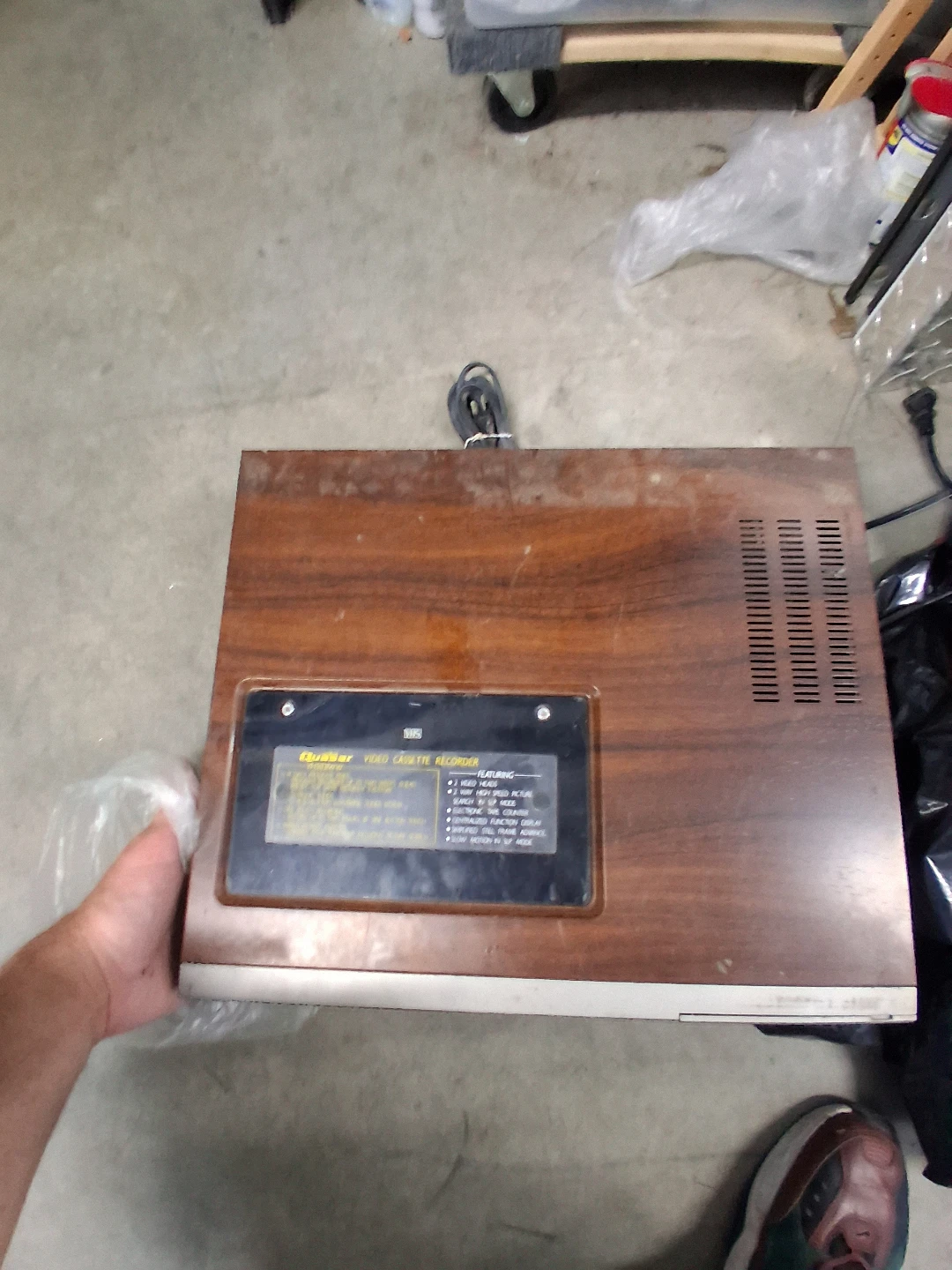 Quasar VH5031WW VHS Video Cassette Recorder - photo 2