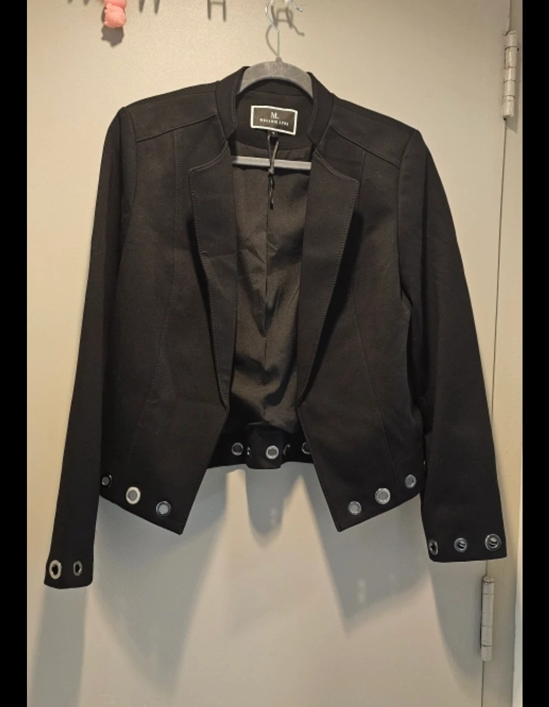 Melanie Lyne Black Blazer