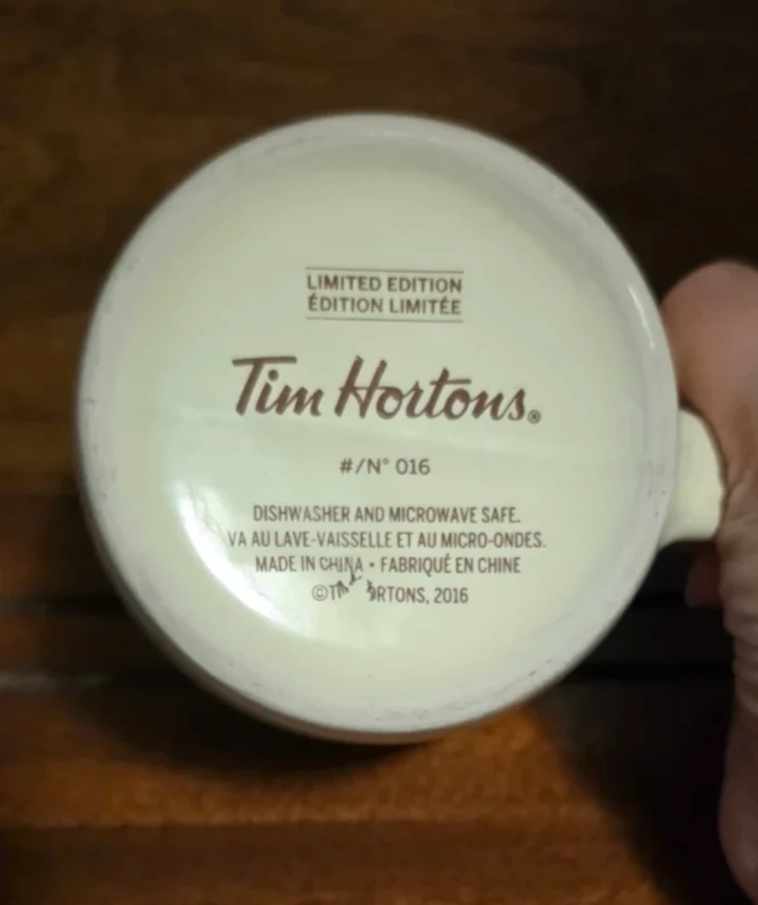 Tim Hortons Limited Edition 2016 Bear Holiday Mug - photo 5