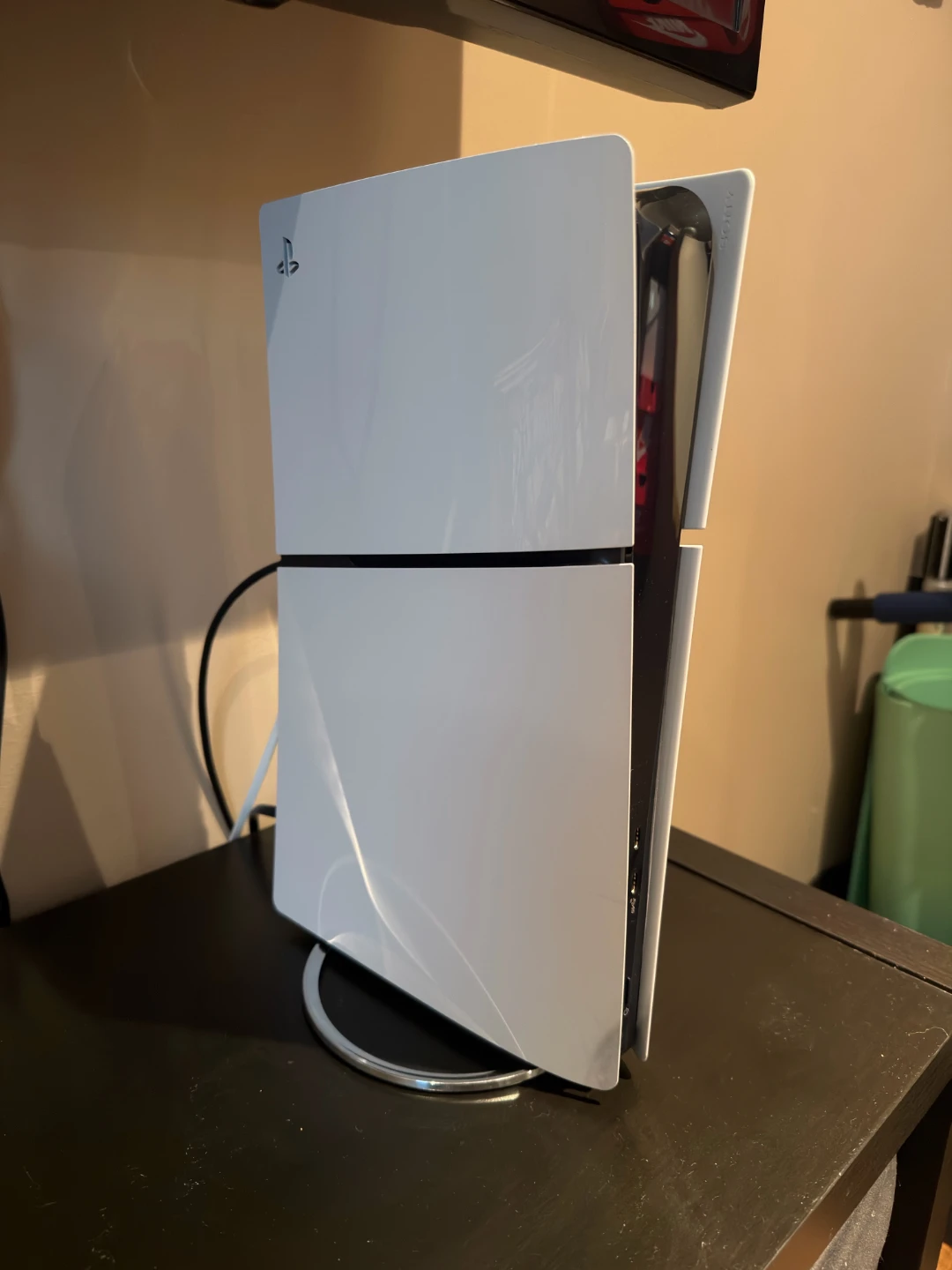 PlayStation 5 Digital Edition Slim Console 1TB. Like New! - photo 2