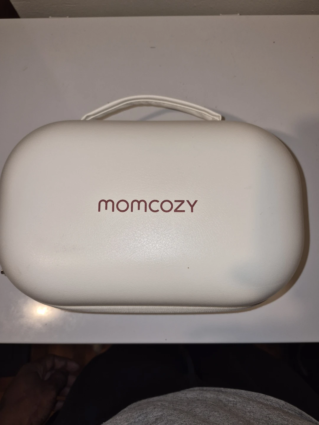 Momcozy Wearable Breast Pump with Carrying Case