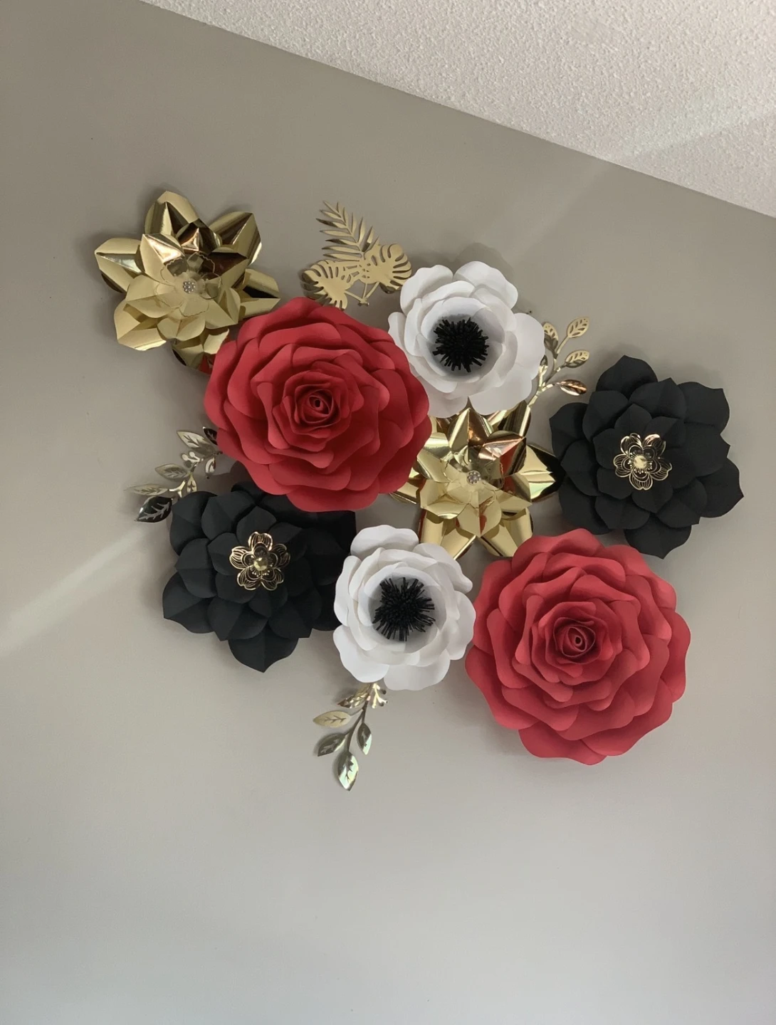 Paper Flower Wall Decor Set