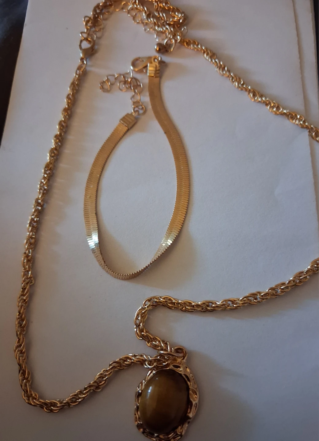 Gold-tone necklace and bracelet set