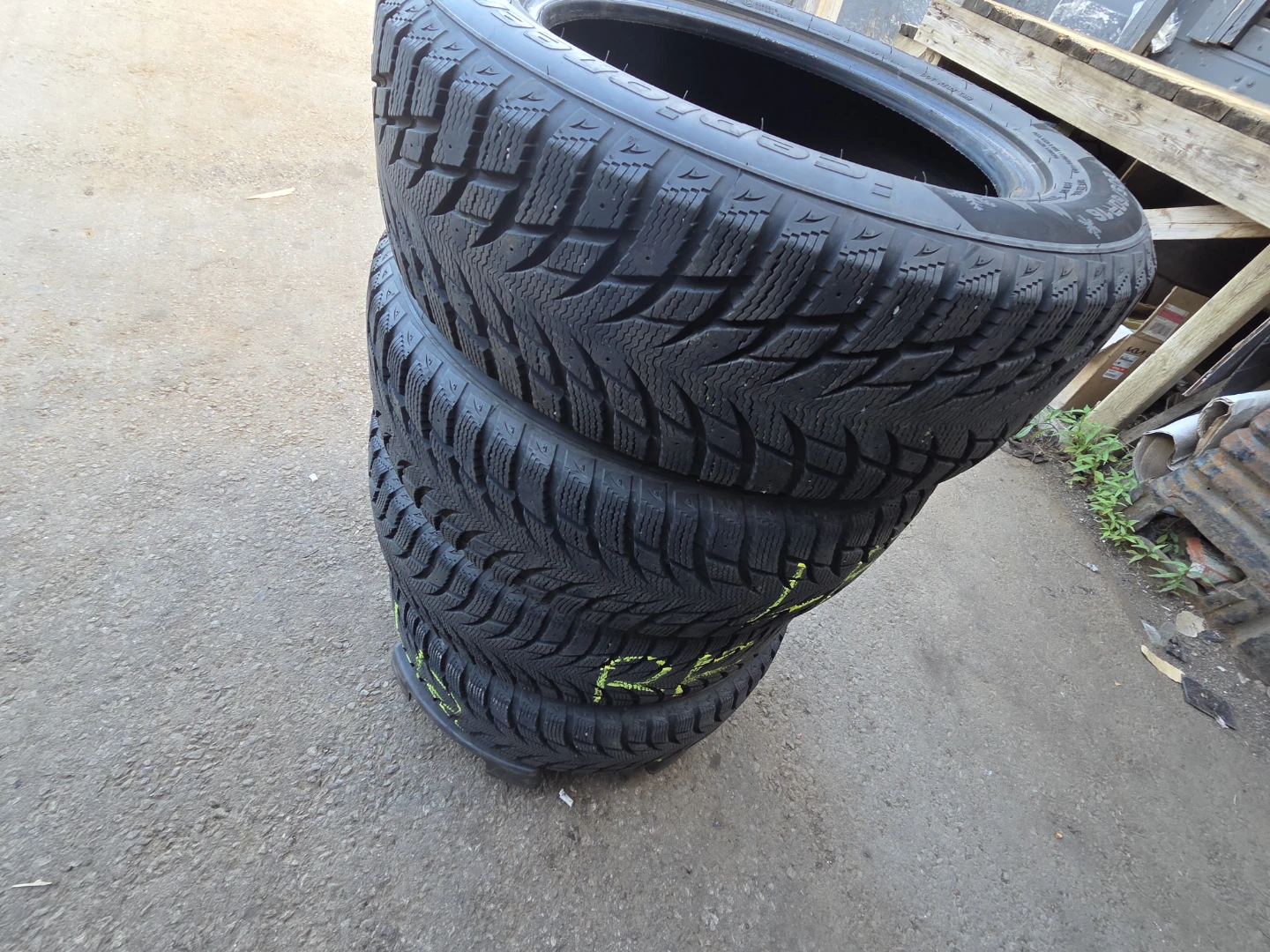 Blacklion W506 Winter Tires 205/60R16 - photo 3