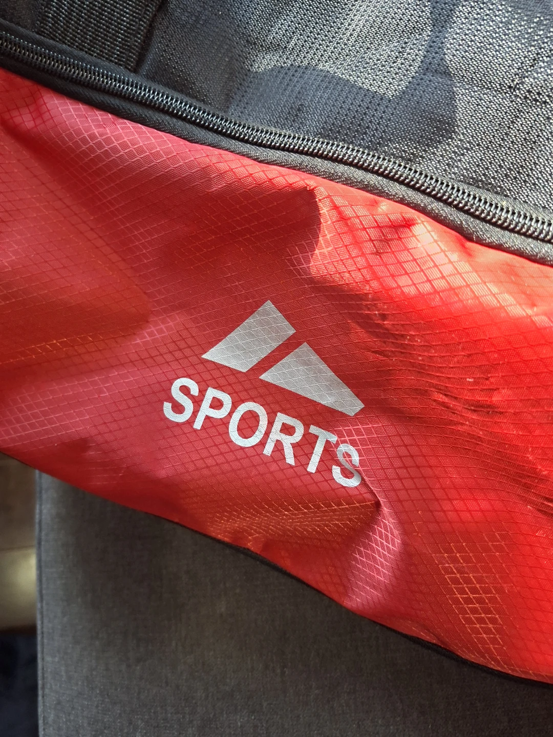 Sports duffel bag - photo 3