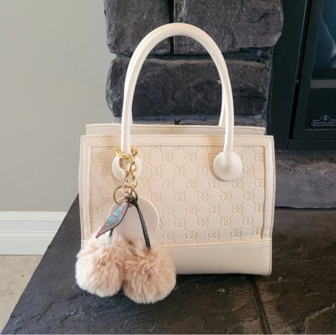 Osamilam cream handbag