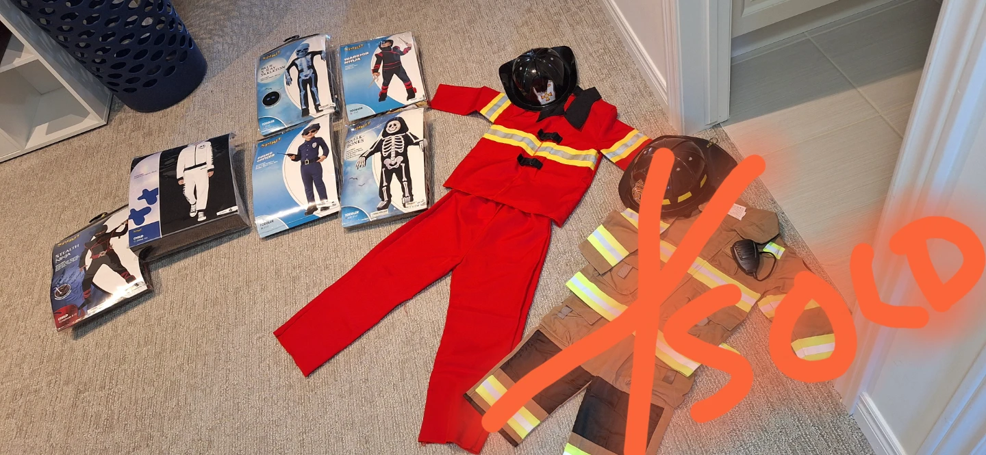 Halloween Kids Costumes various sizes