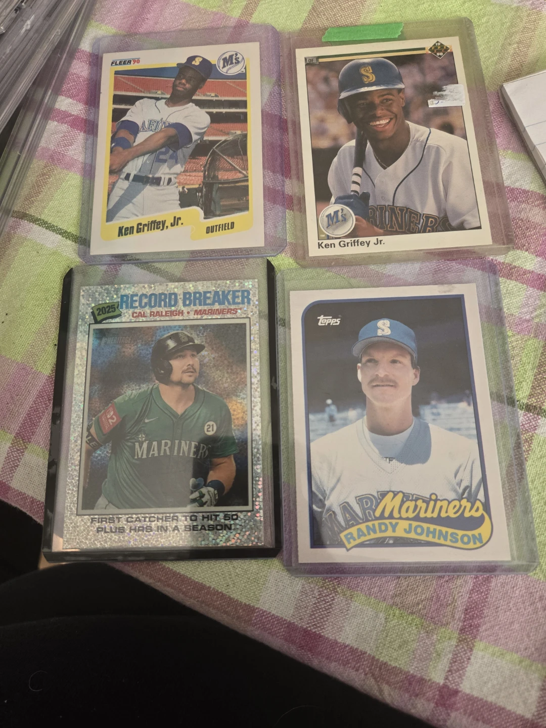 14 Baseball cards 175.00