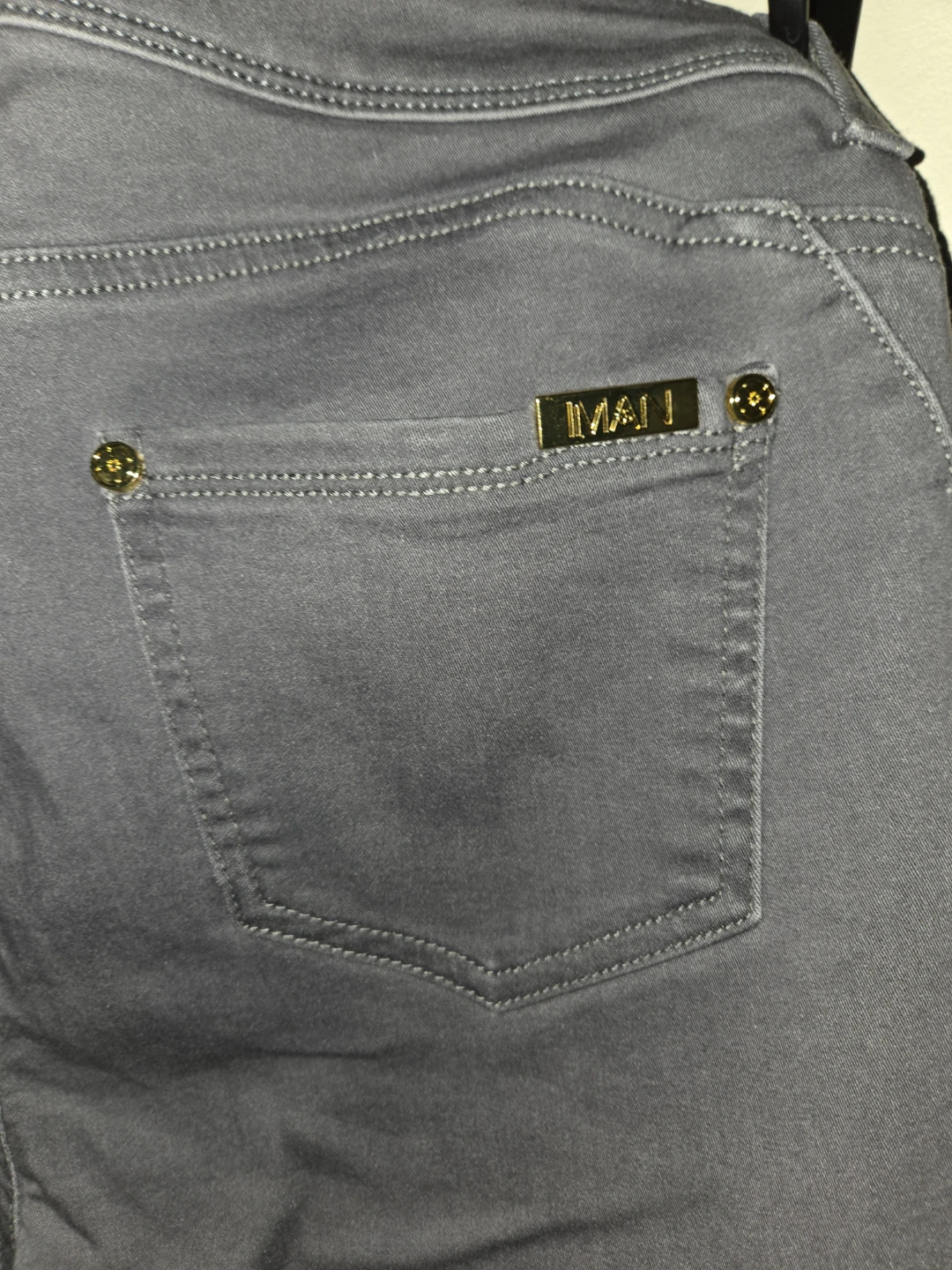 IMAN Global Chic Slim-Leg Jeans in a Ladies 14 Petite - photo 5