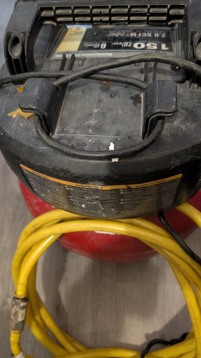 Porter-Cable 6 Gallon Air Compressor - photo 2