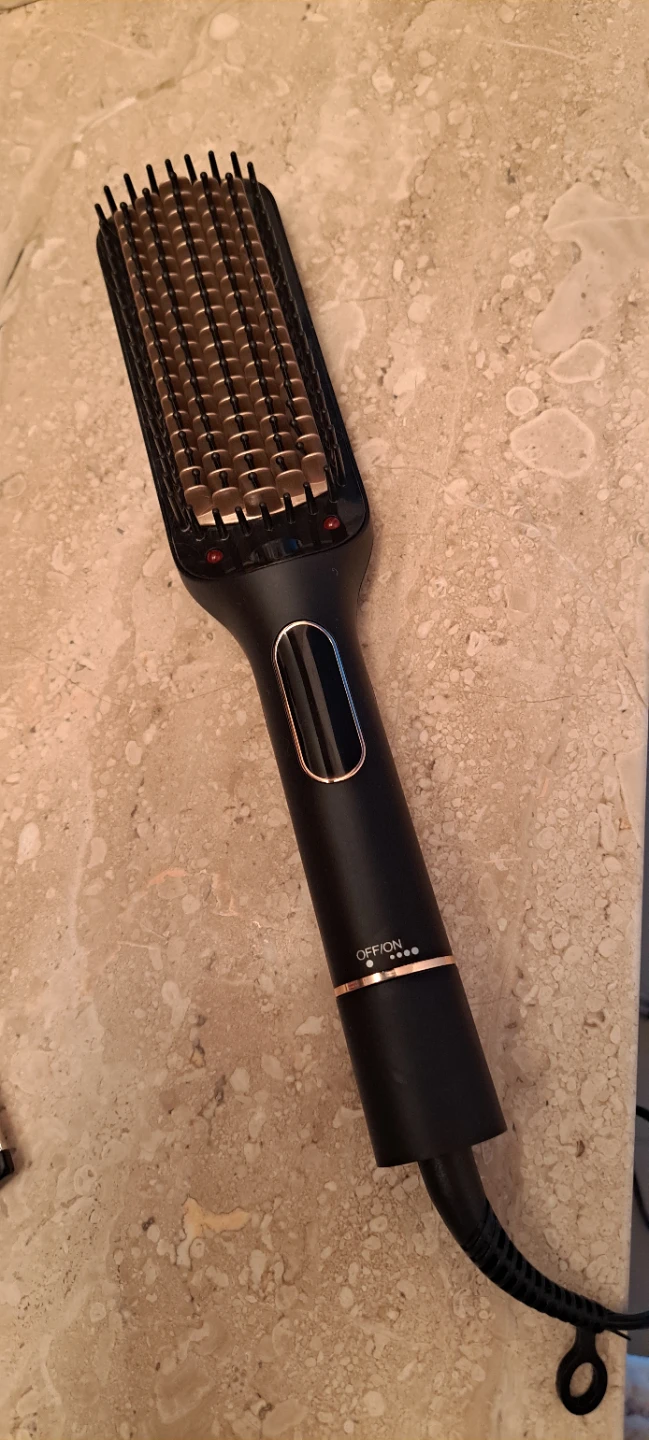Hair straightener brush