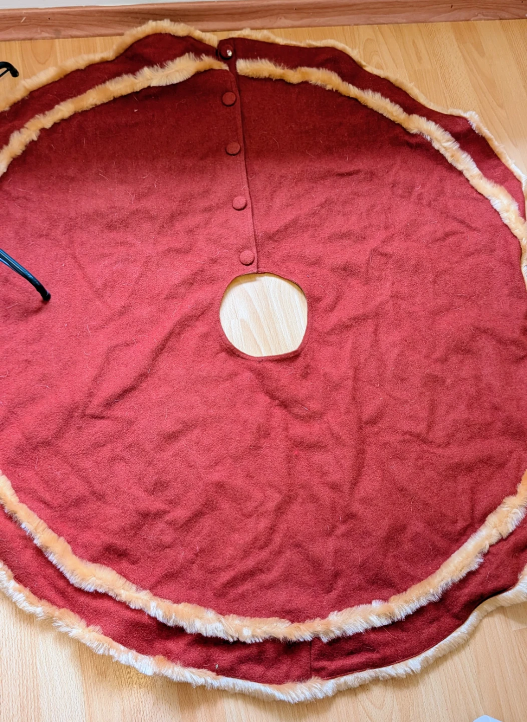 Christmas Tree Stand and Two Tree Skirts - photo 4
