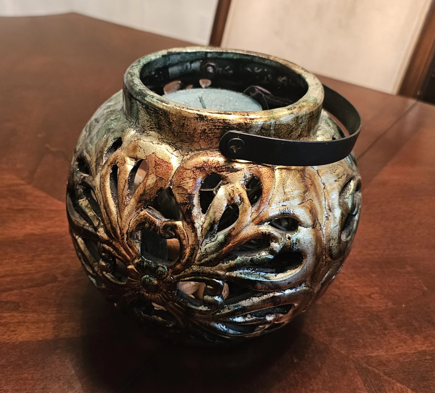 Assorted Decorative Home Accents