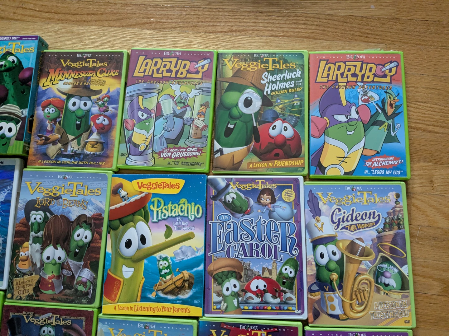 Large Collection of Veggie Tales DVDs and VHS - photo 4