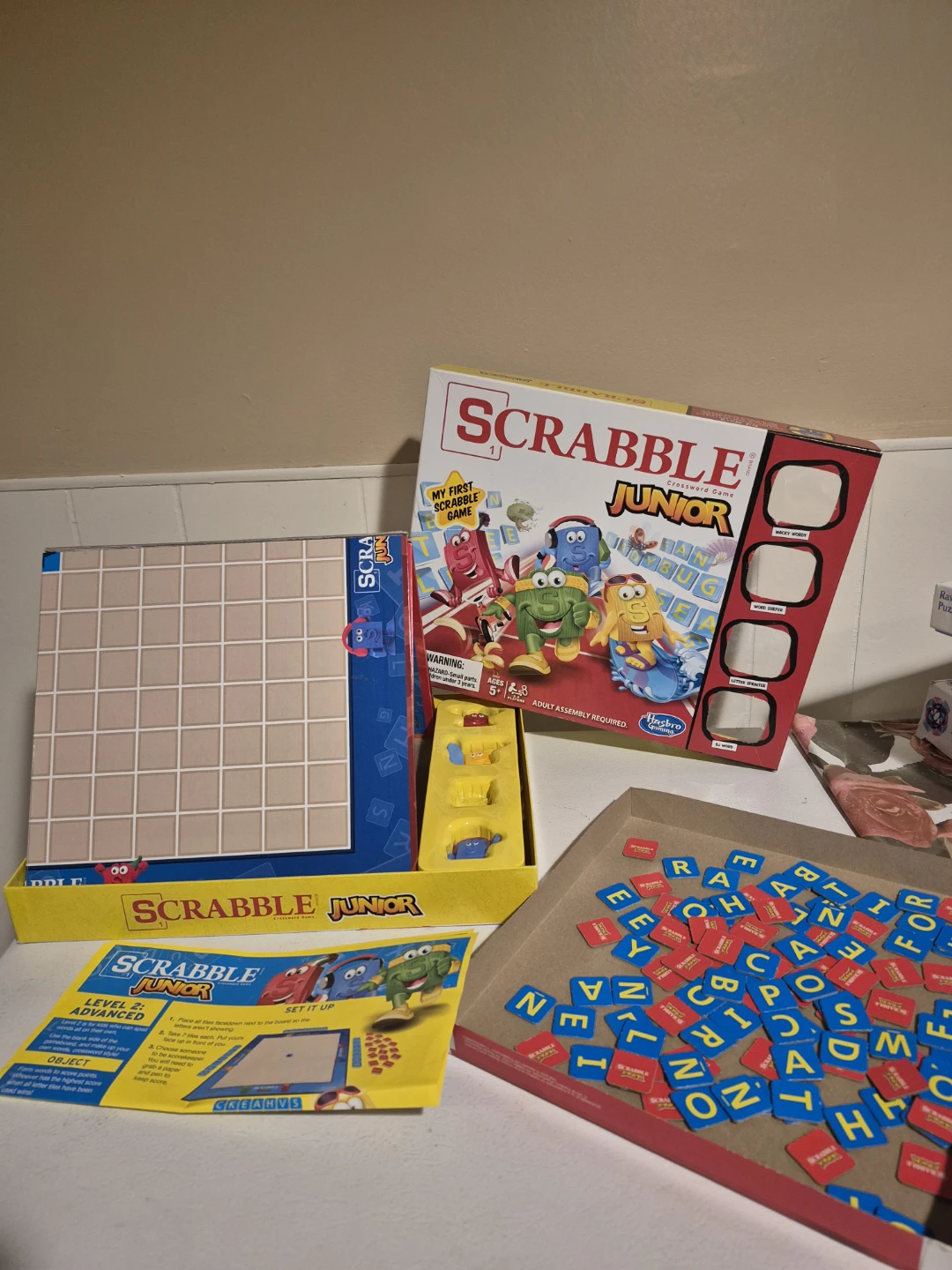 Board Game , Clue Grab & Go, Scrabble Junior, price per each - photo 2