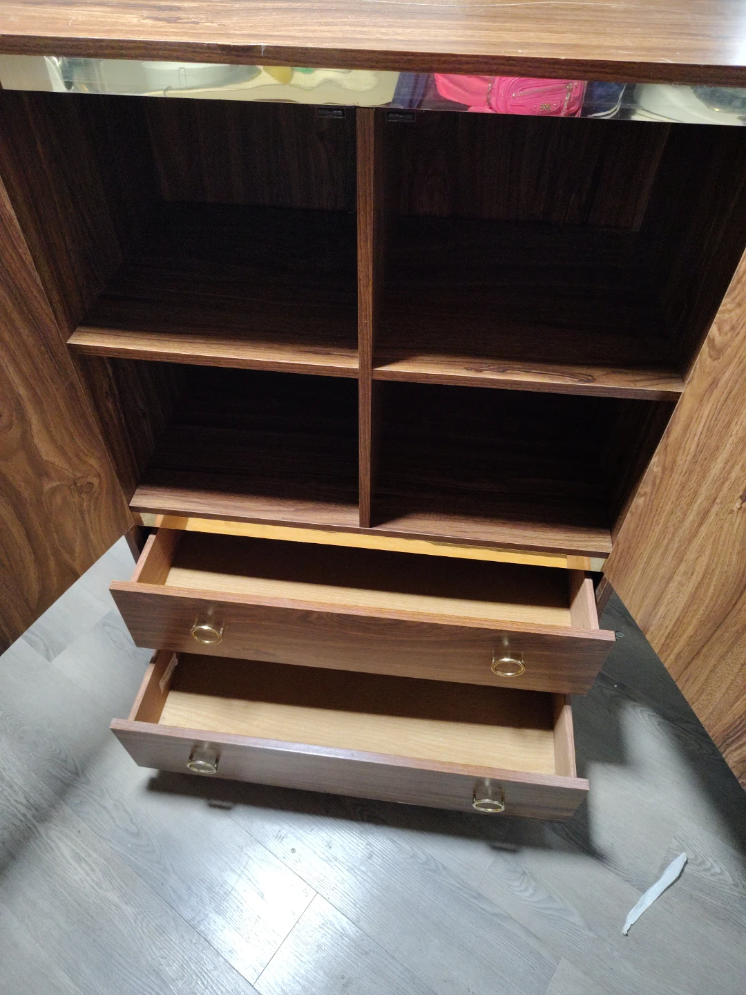 Wood cabinet with drawers - photo 4