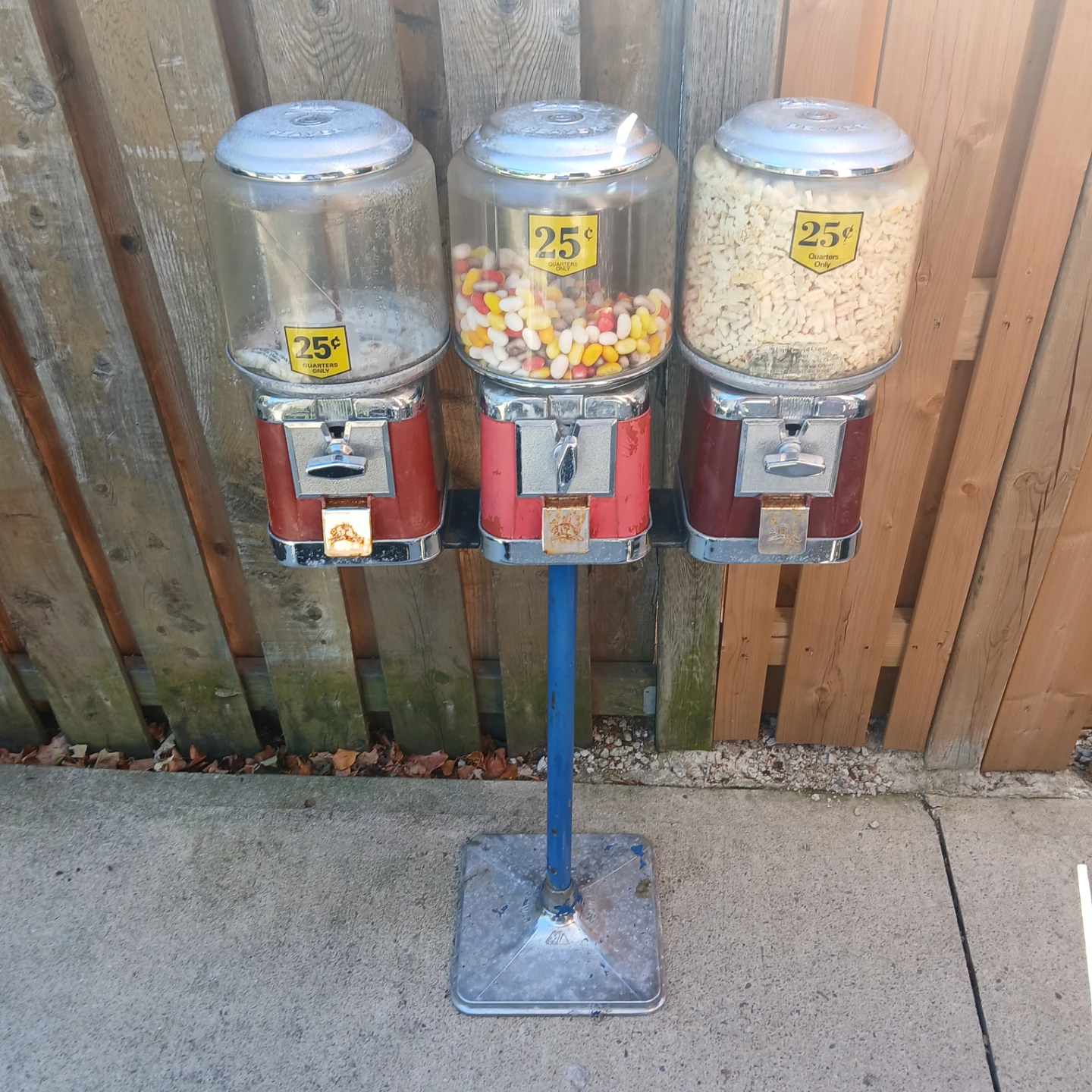 Beaver Triple Vending Machine