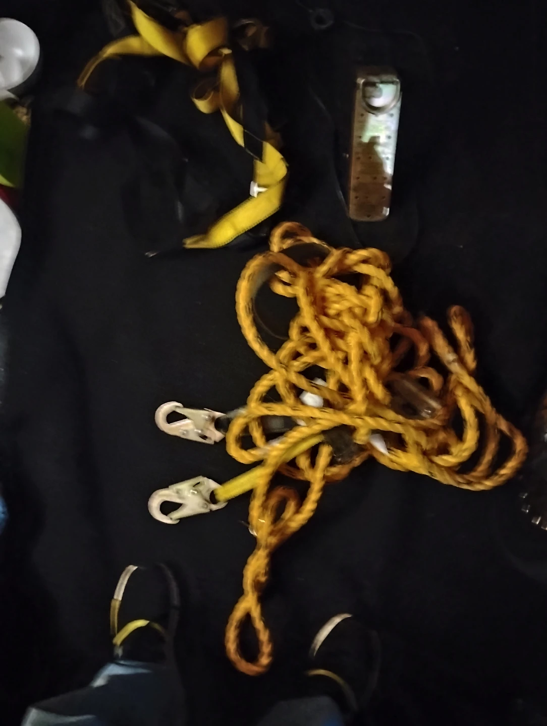 Fall arrest kit - photo 4