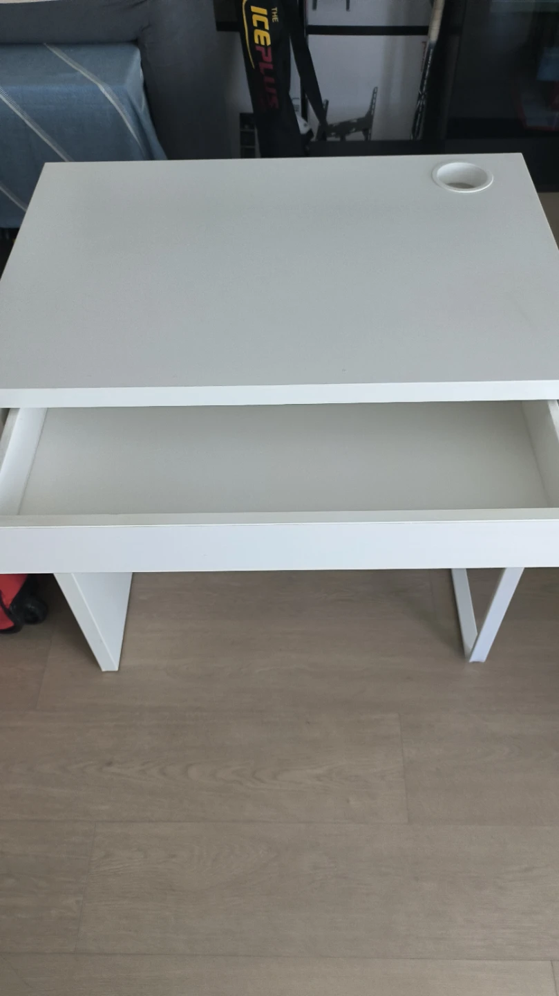IKEA MICKE Desk, White - photo 2
