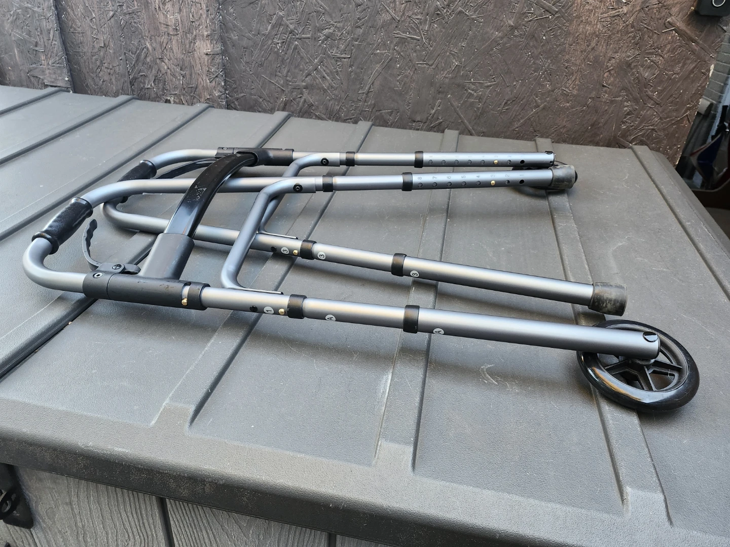 Folding Medical Mobility Walker LIKE NEW - photo 5