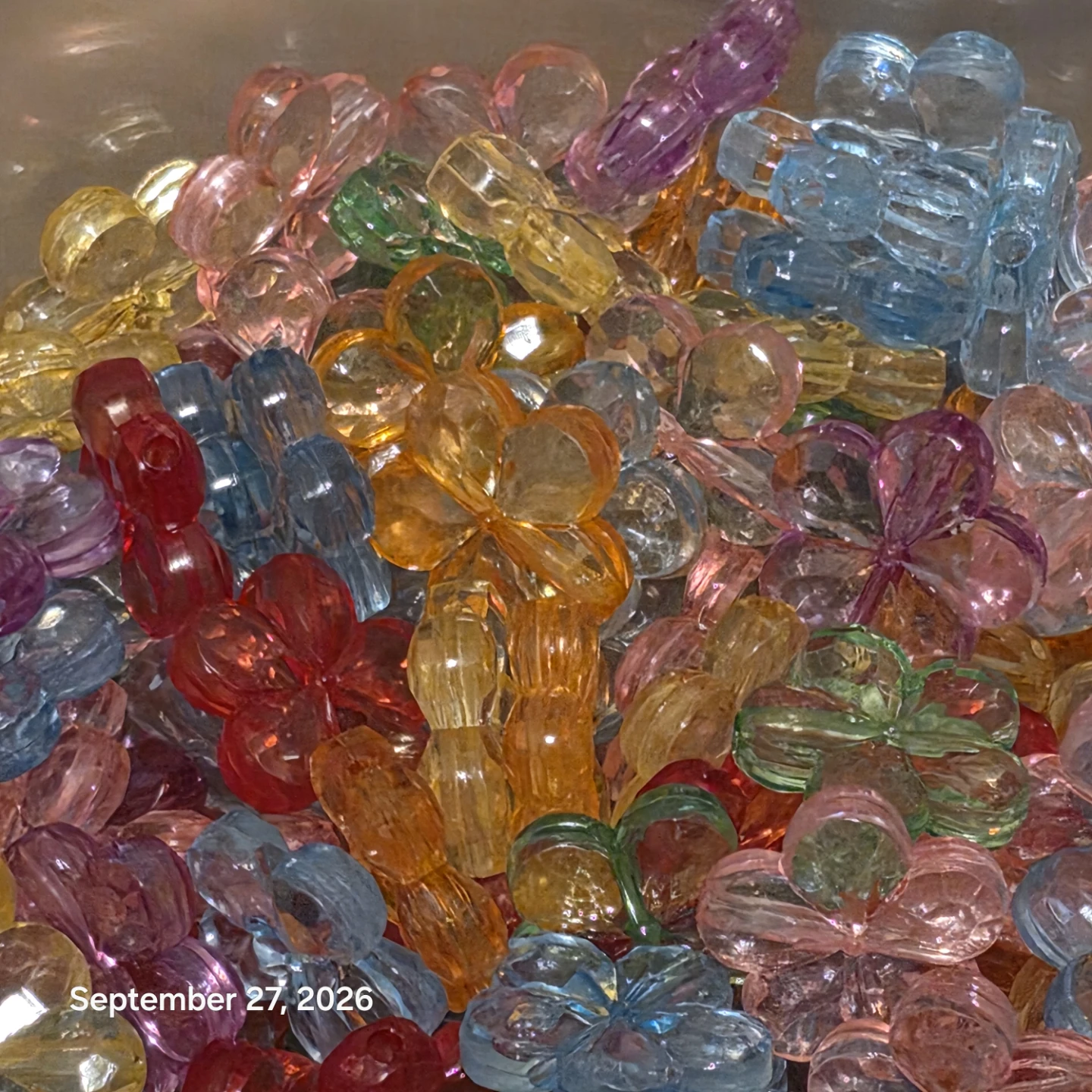 Assorted Multi-Coloured Flower and Rose Beads - photo 3
