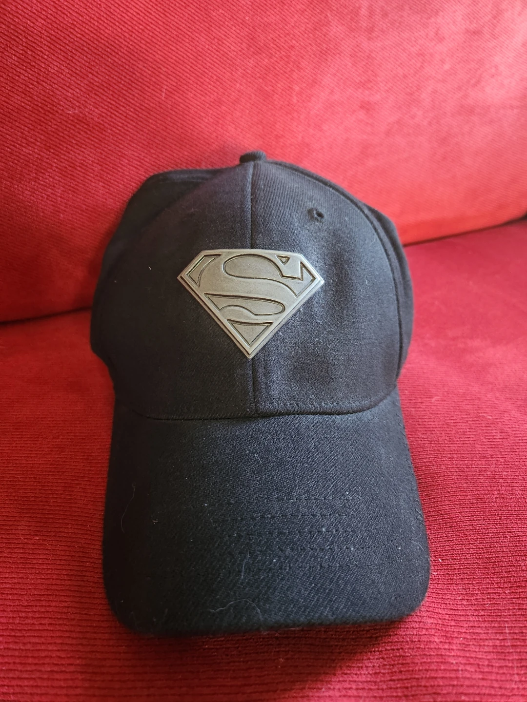 SUPERMAN BLACK CAP SIZE (S/M)