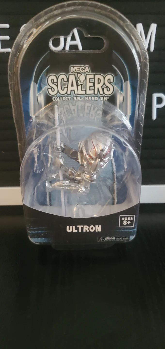 NECA Marvel Scalers Figures Set - photo 2