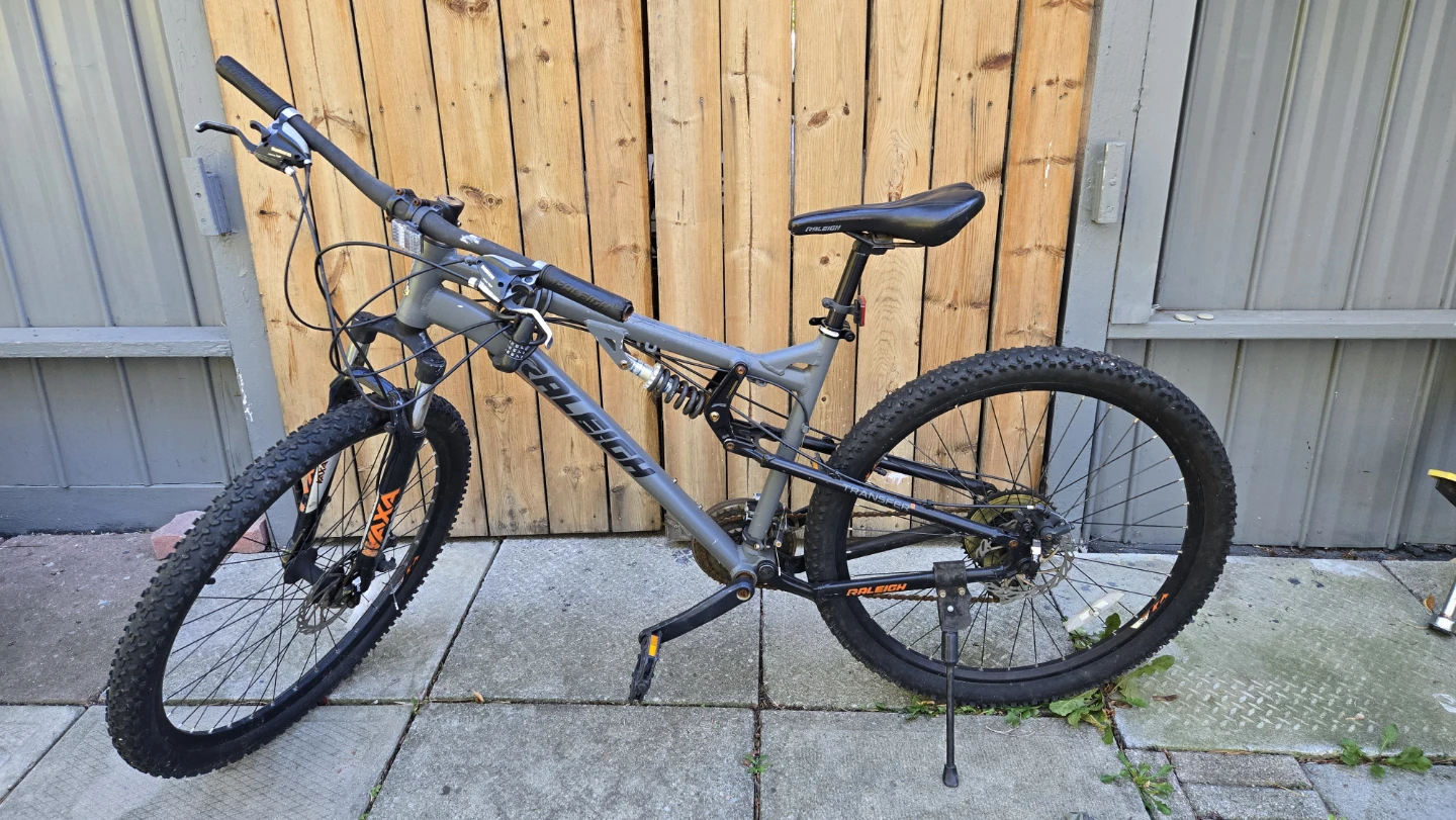 Raleigh Peak Mountain Bike