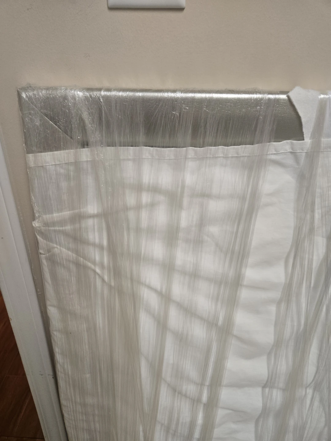 Silver Croc-Textured Six-Drawer Dresser - photo 4
