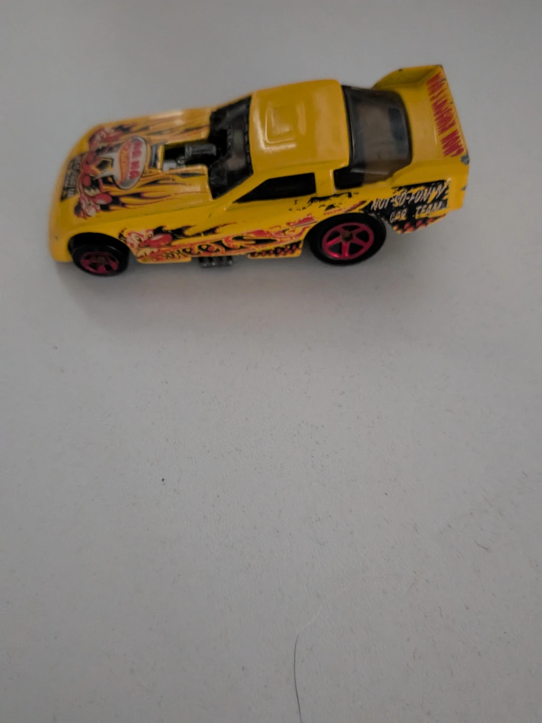 Hot Wheels Yellow Race Car - photo 3