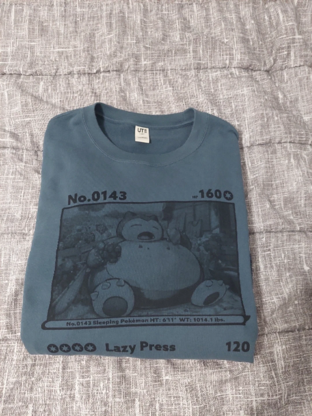 Uniqlo Pokemon Sweater - Mens Large