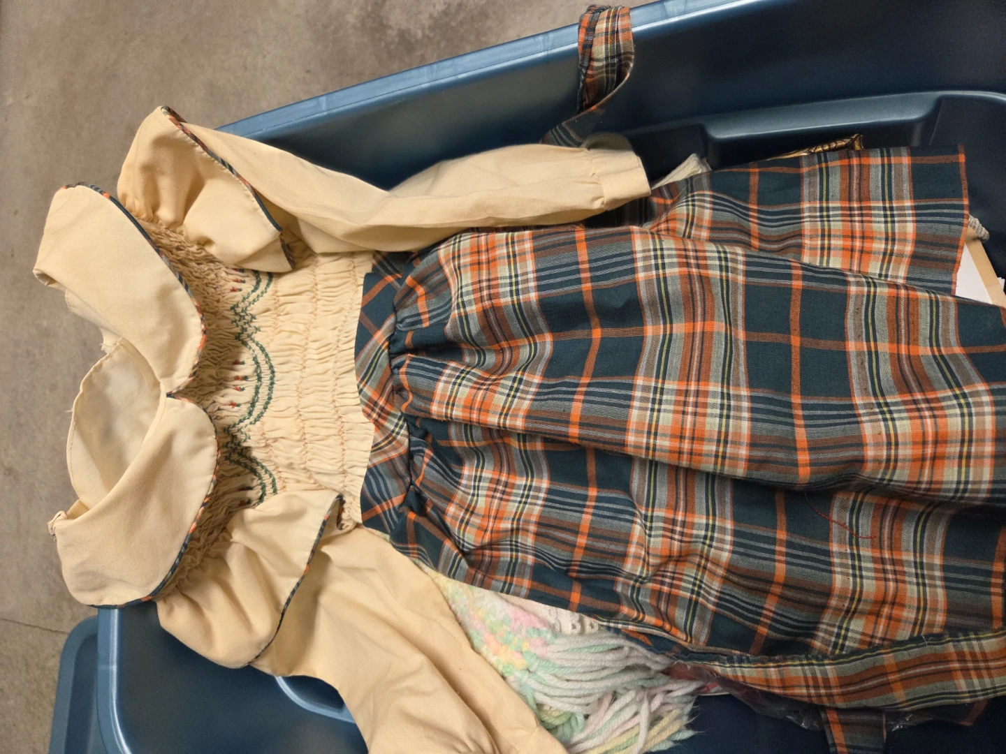Vintage Plaid Smocked Dress - photo 3