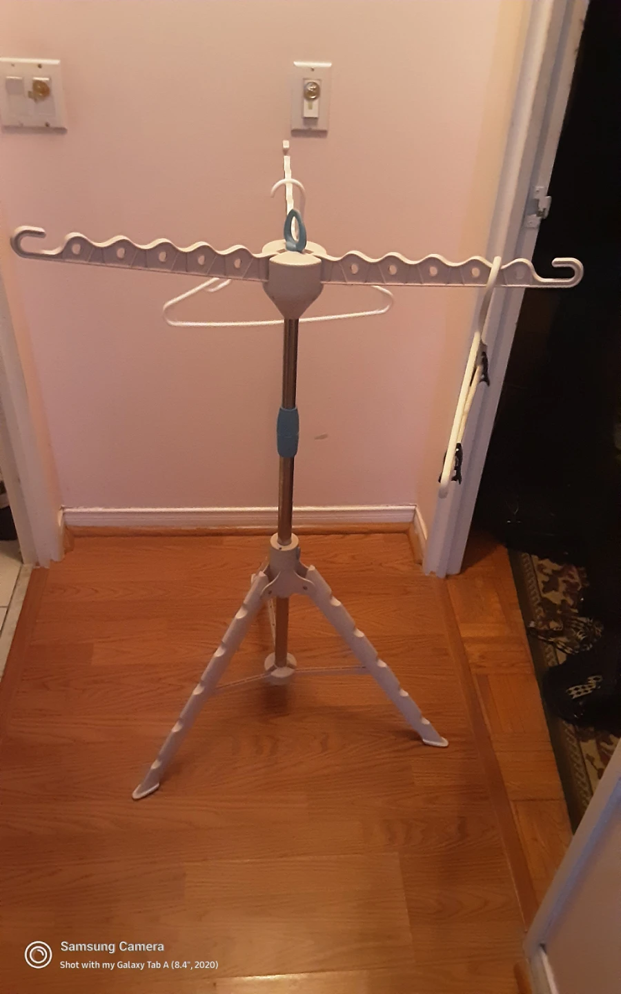 Collapsible Tripod Laundry Drying Rack - photo 2