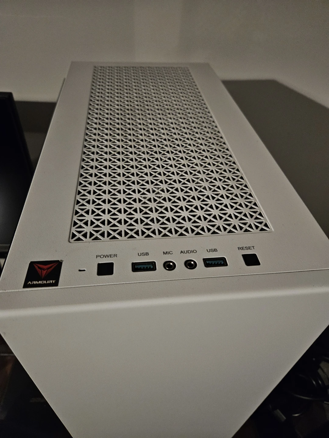 Armoury White PC Computer Case - photo 3