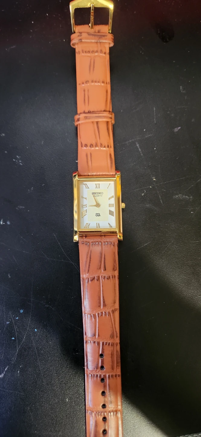 Seiko Quartz Tank Watch