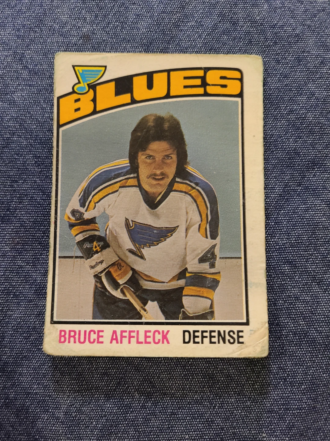 1976-77 O-Pee-Chee Bruce Affleck Hockey Card