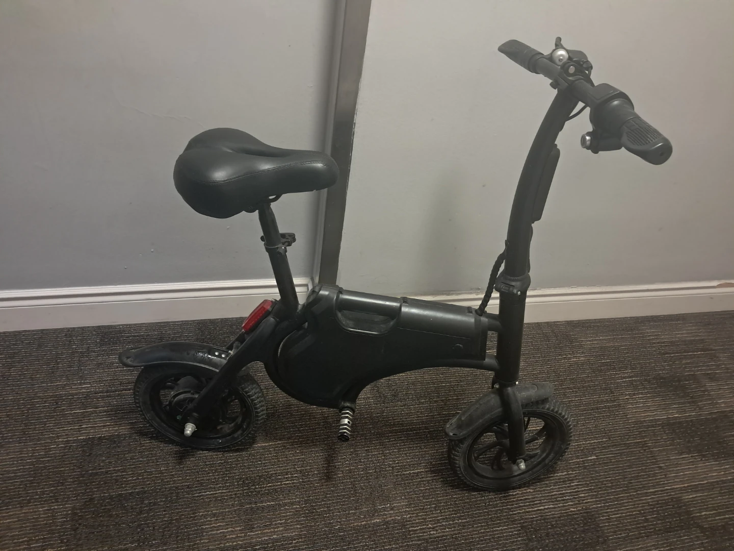 Electric bike and electric scooter