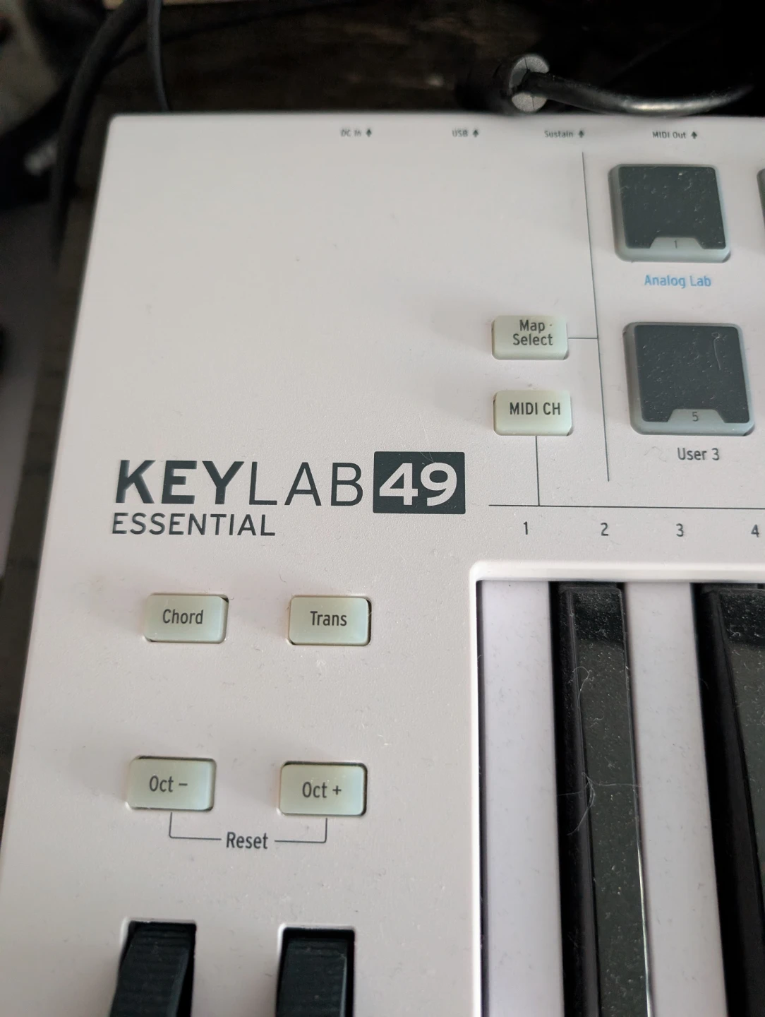 Midi controller keylab 49 essential - photo 3
