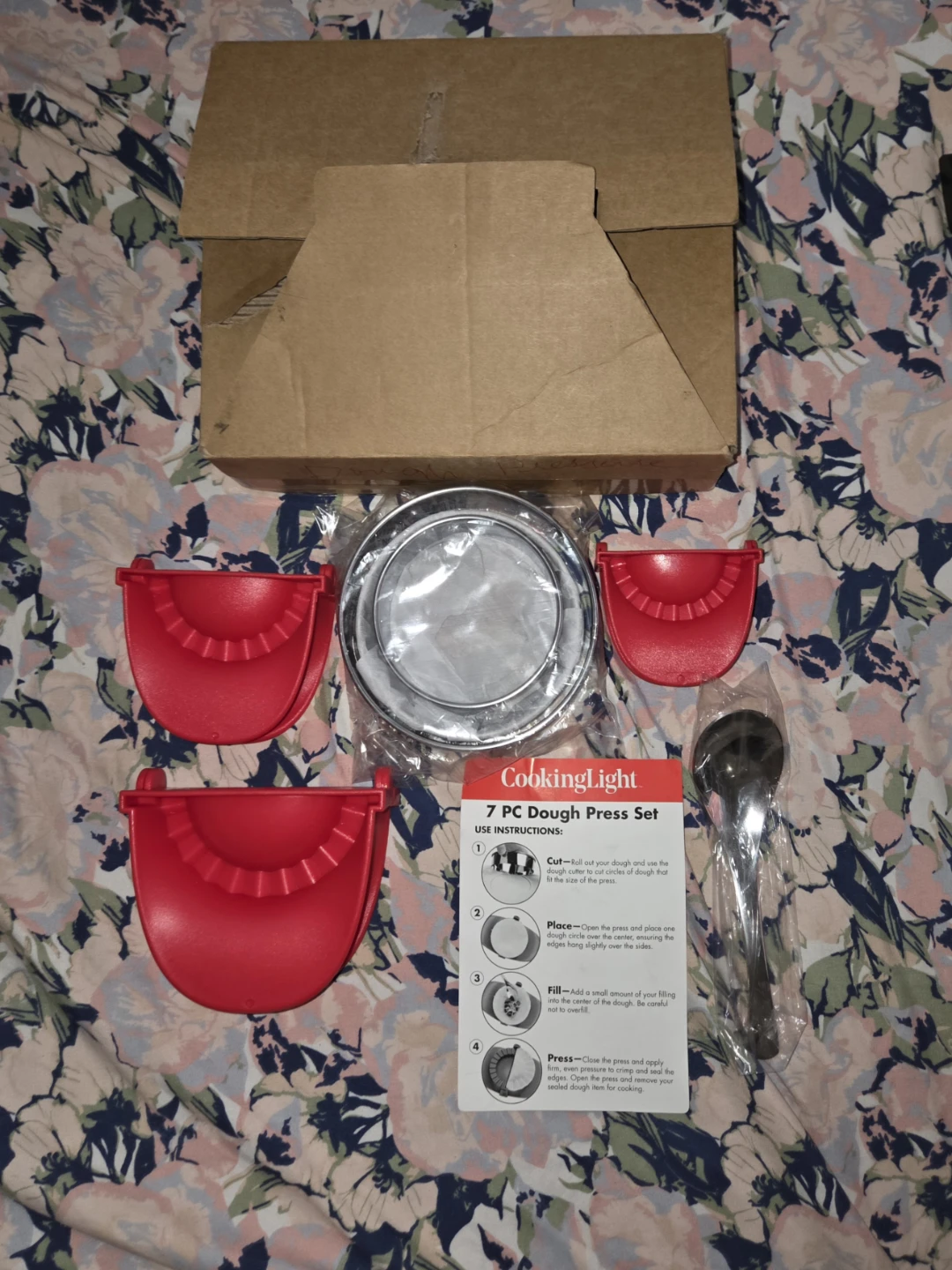 Cooking Light 7-Piece Dough Press/ Empanada Set - photo 2
