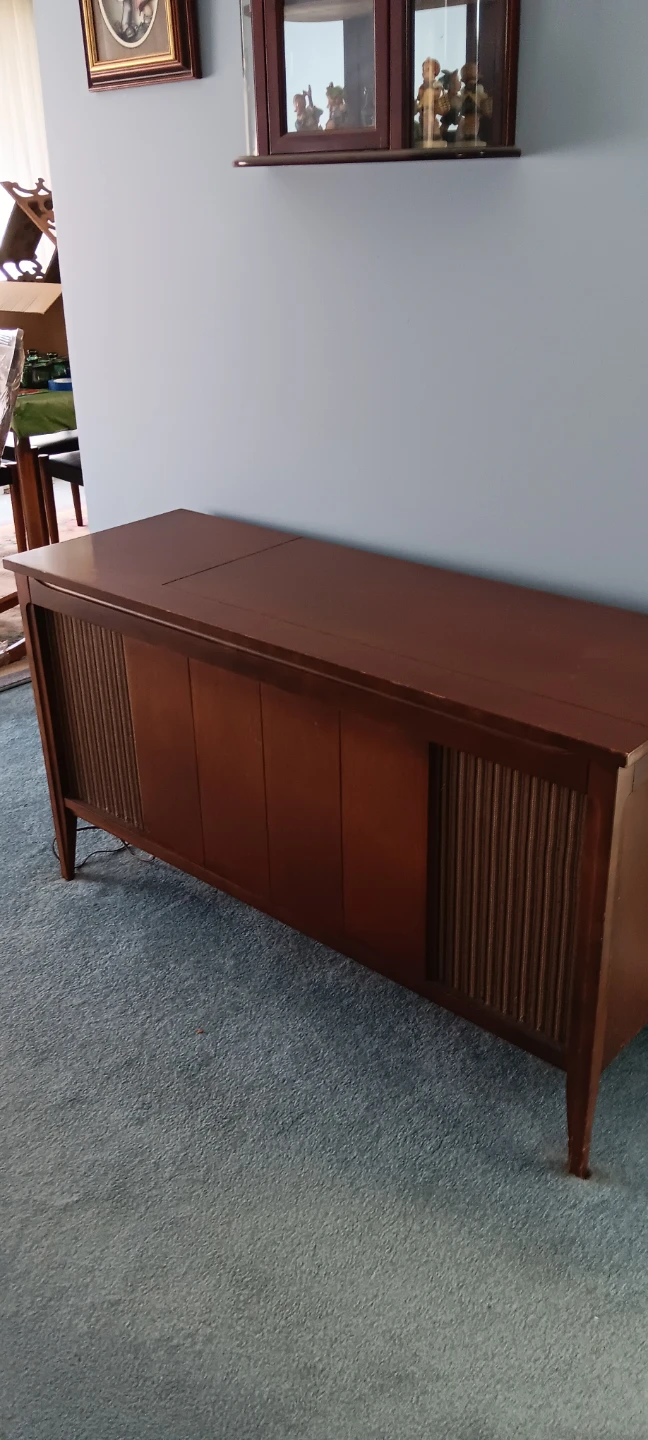Vintage Electrohome Stereo Console with Garrard Turntable