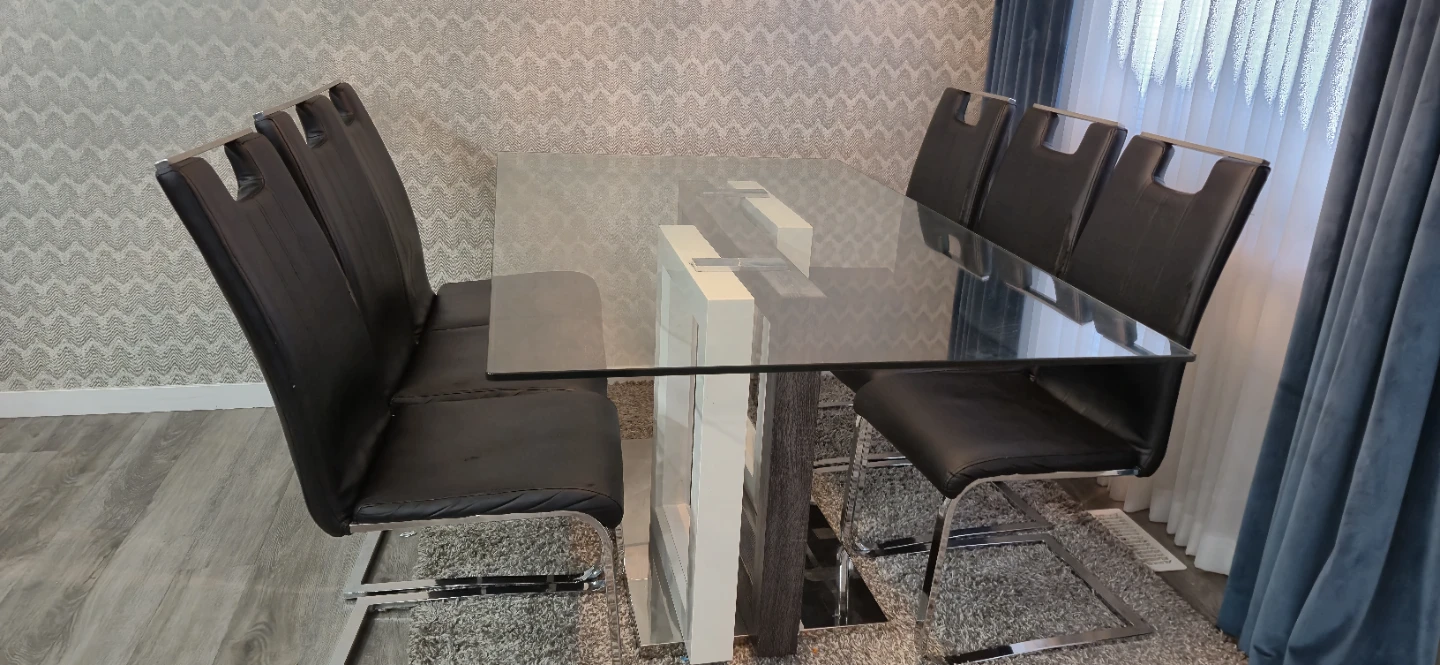 Glass Dining Table with 6 Black Chairs