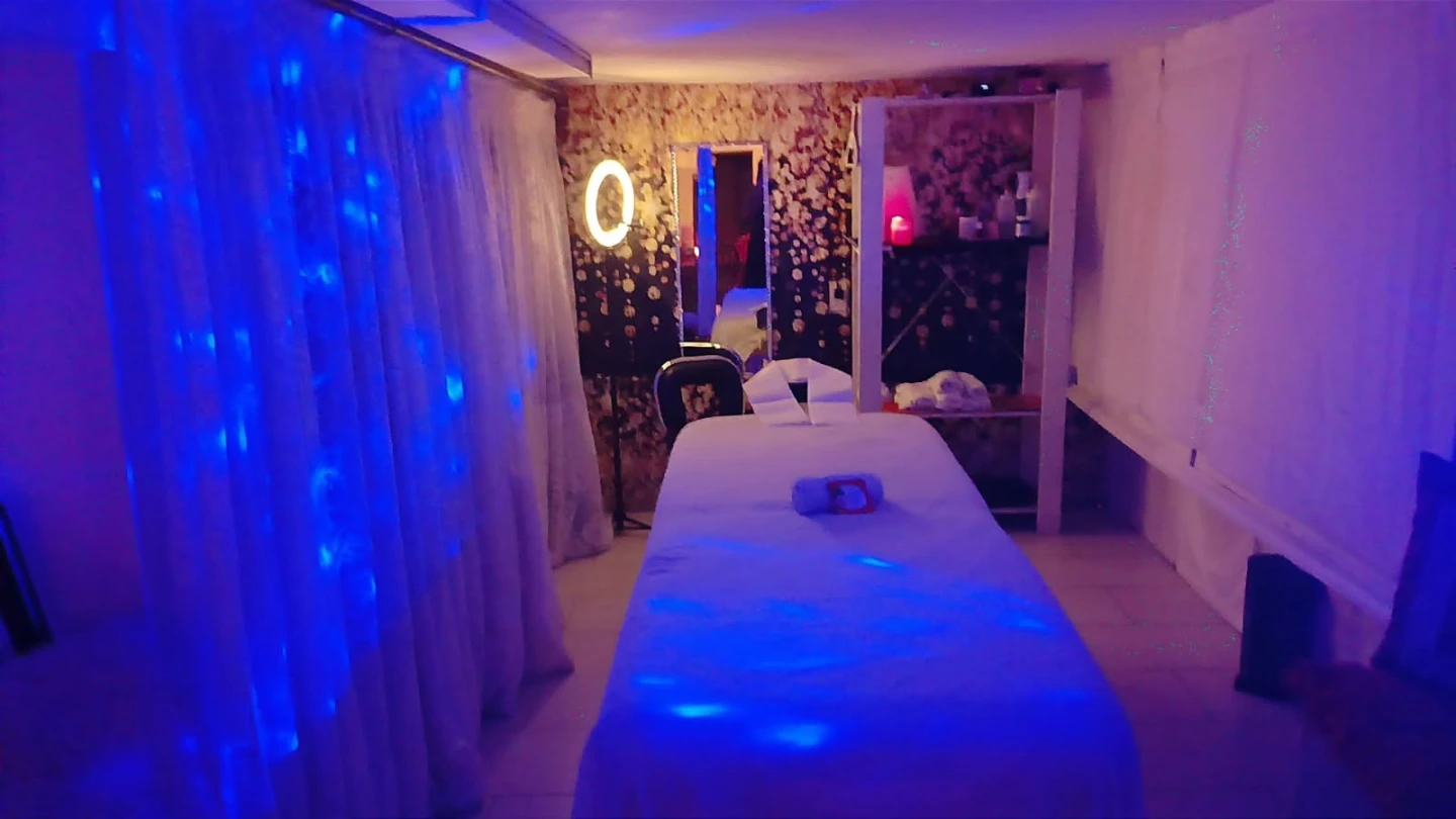 Professional Massage and beauty services
