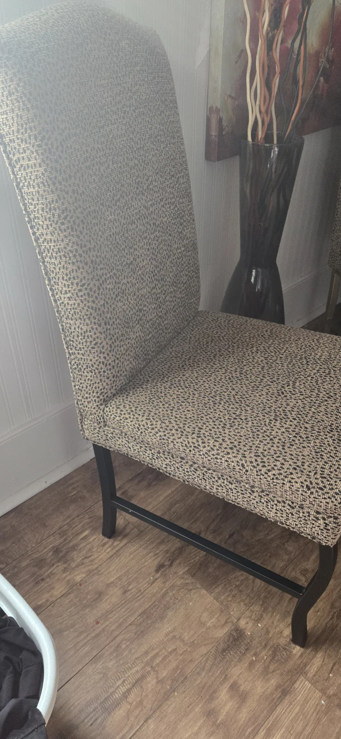 Accent Chairs - photo 3