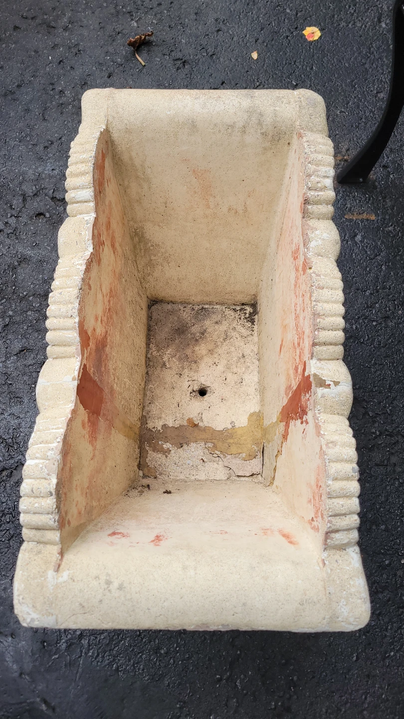Vintage Terracotta Planter very heavy - photo 2