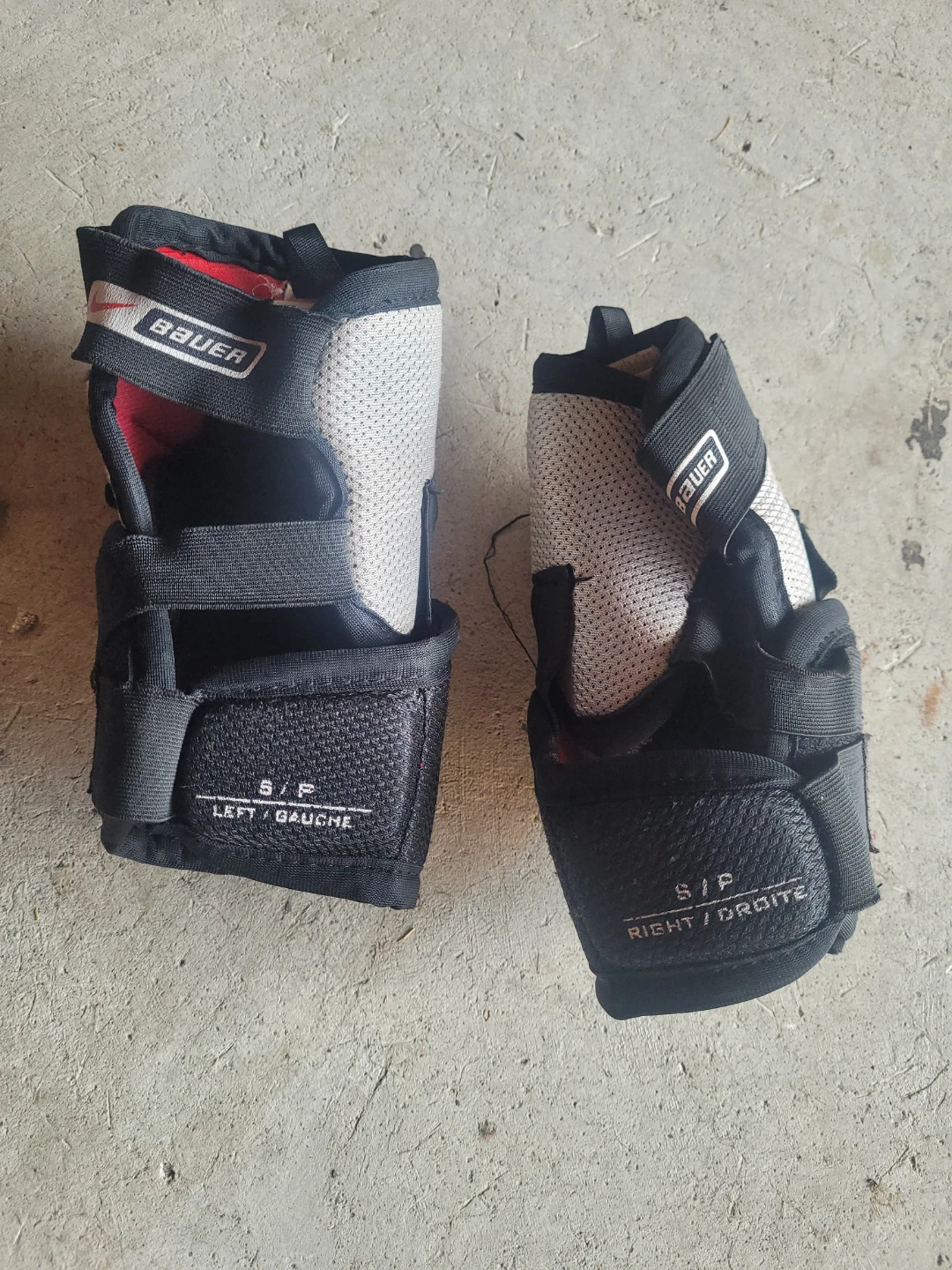 Bauer Hockey Elbow Pads Size Small