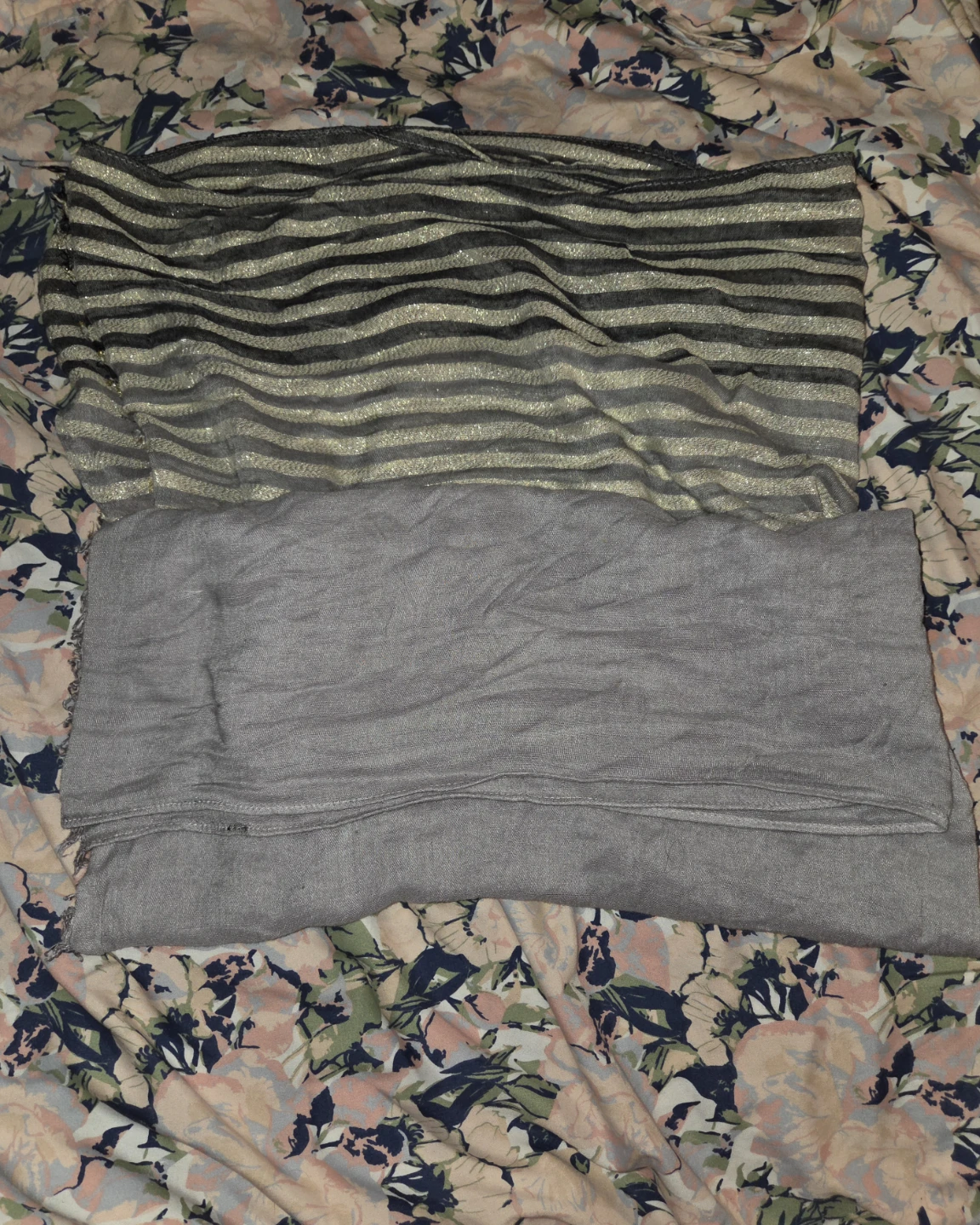 Unbranded Body Scarf w/ Double Pattern