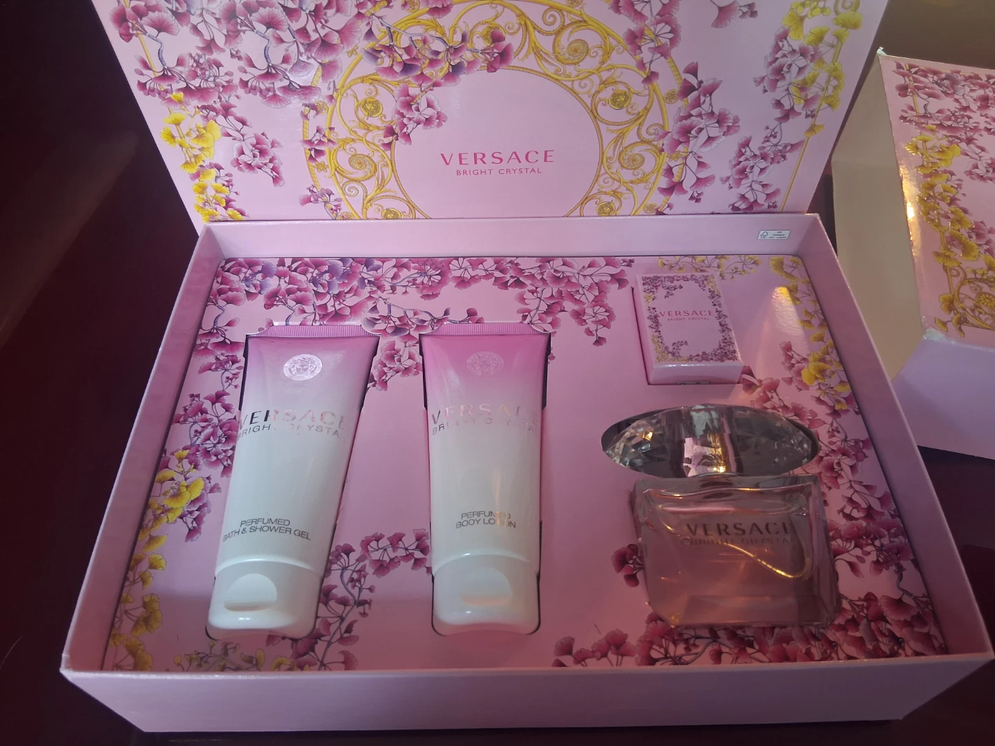 Versace Bright Crystal Gift Set